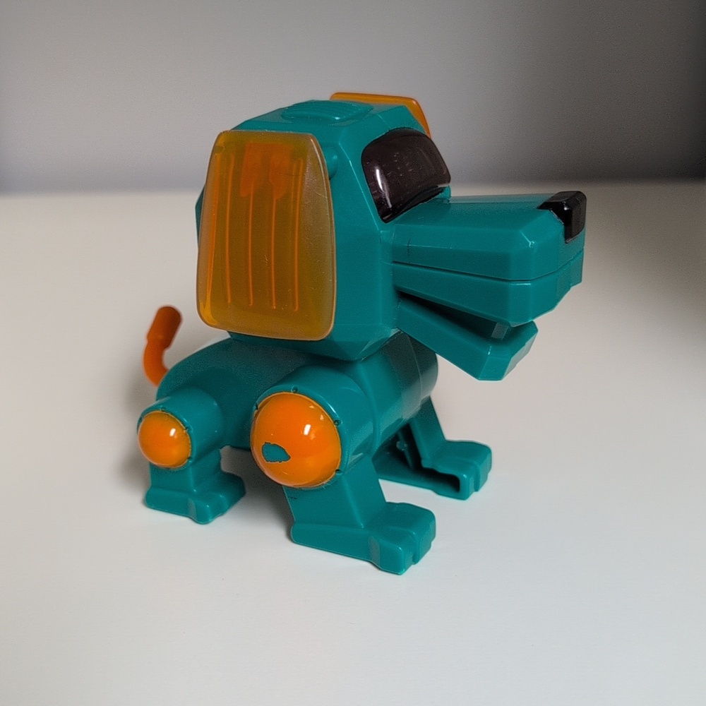 🩵3/$20🩵 Retro McDonald's Robo Dog Toy (Not Working), 2000, Y2k - Picture 2 of 4